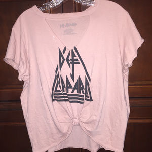 Def Leppard Distressed Tee